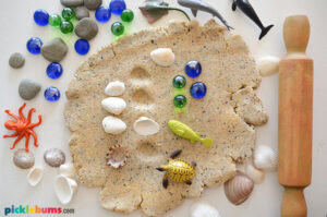 Easy No-cook Sand Playdough Recipe.