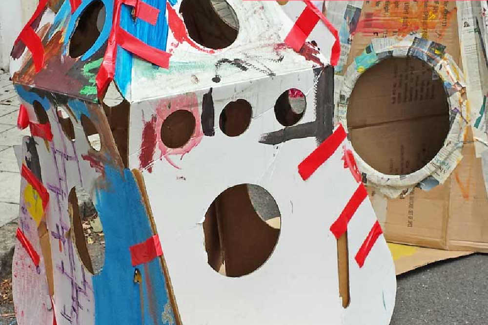 Fun Outdoor Activities For Kids - Painting Boxes