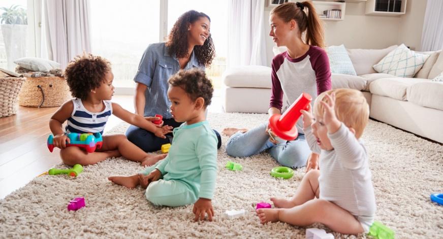 A group of children playing with toys

Description automatically generated with medium confidence