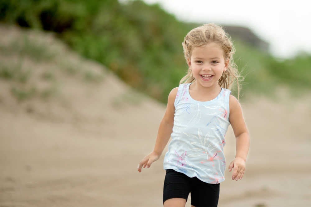 Fun Outdoor Activities For Kids On The Beach - Stuck In The Mud