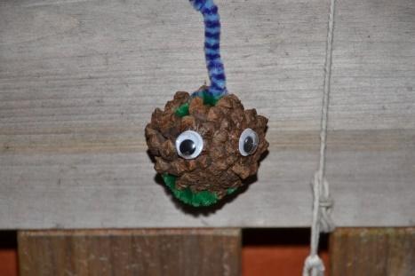 Pinecone crafts