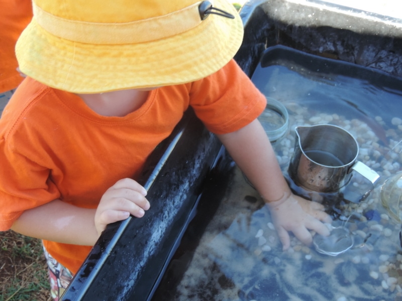 Keeping activities for toddler simple ensures early childhood educators, homeschool, parents, PreK teachers AND children will enjoy play and want to create & participate! Try some of the creative but easy tray and tub play ideas in this huge list!