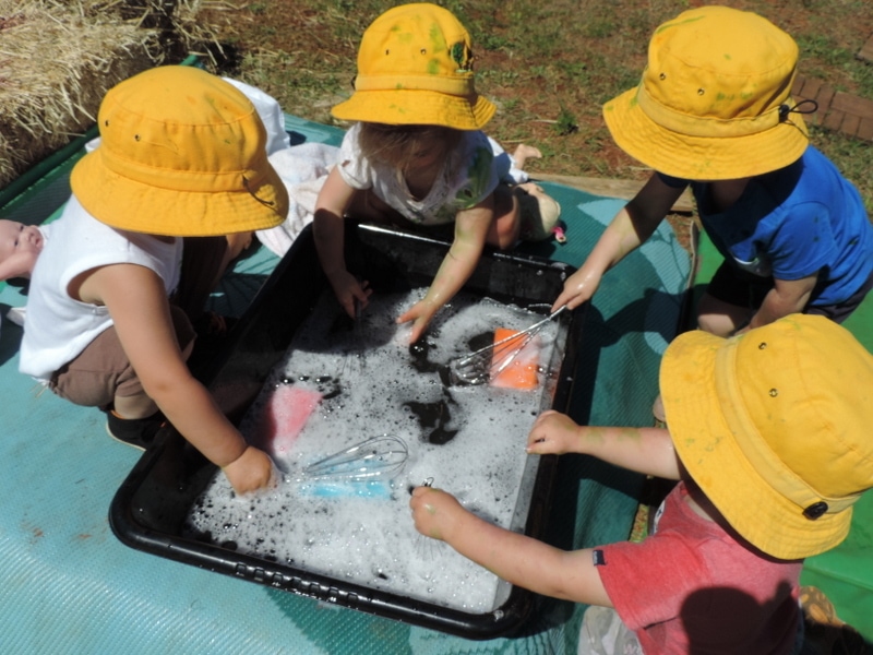 Keeping activities for toddler simple ensures early childhood educators, homeschool, parents, PreK teachers AND children will enjoy play and want to create & participate! Try some of the creative but easy tray and tub play ideas in this huge list!